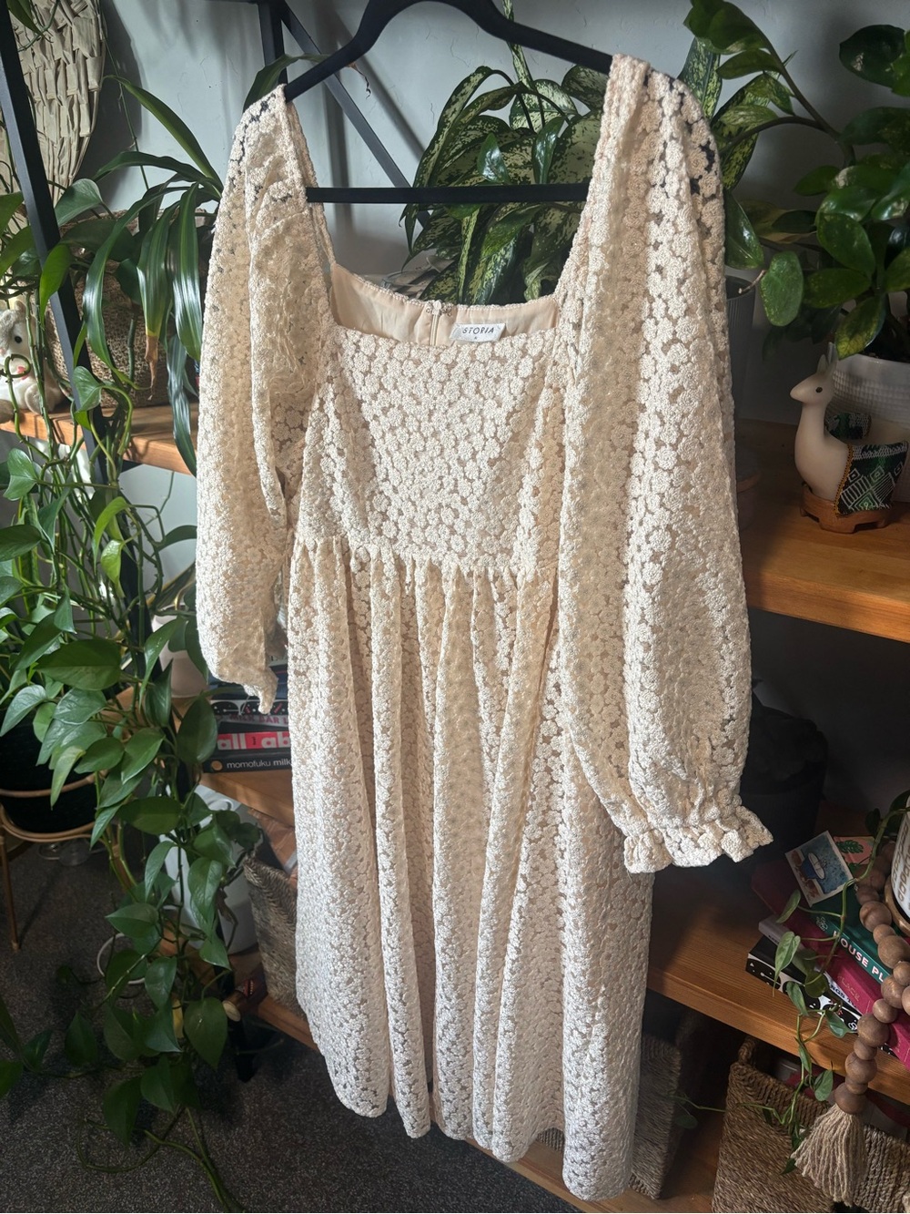 Storia Cream Lace Puff Sleeve Square Neck Mini Dress | XL - Picture 4 of 7